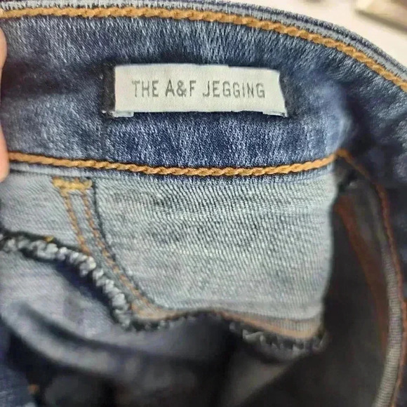 Abercrombie & Fitch The A & F Jegging Women's  4 - Picture 8 of 8